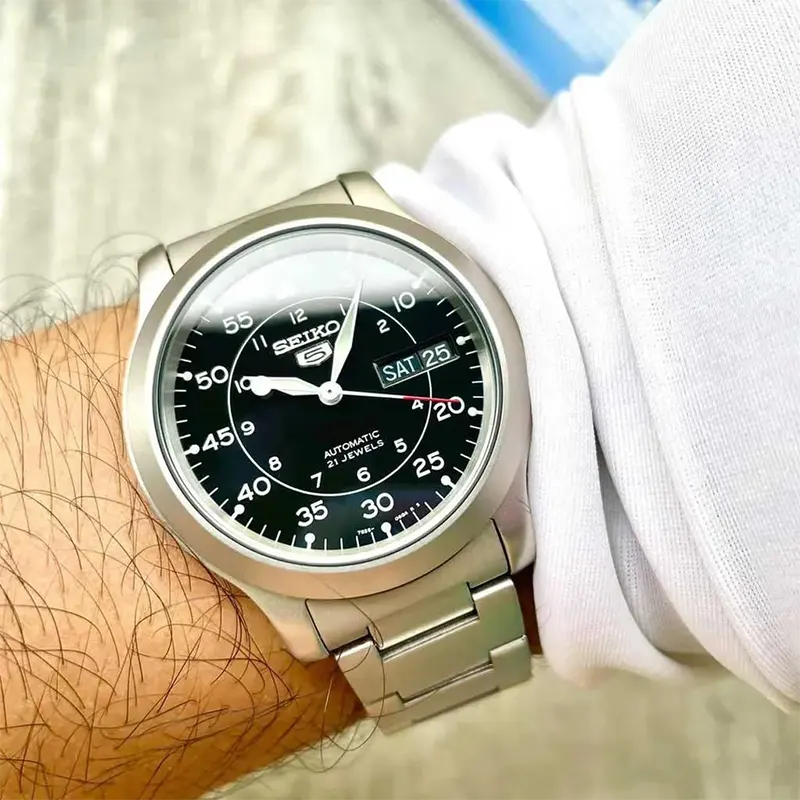 Seiko 5 Black Dial Silver-tone Automatic Men's Watch- SNK809K1